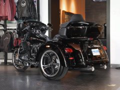 Harley-Davidson Tri Glide 1868 cc - ფოტო 6