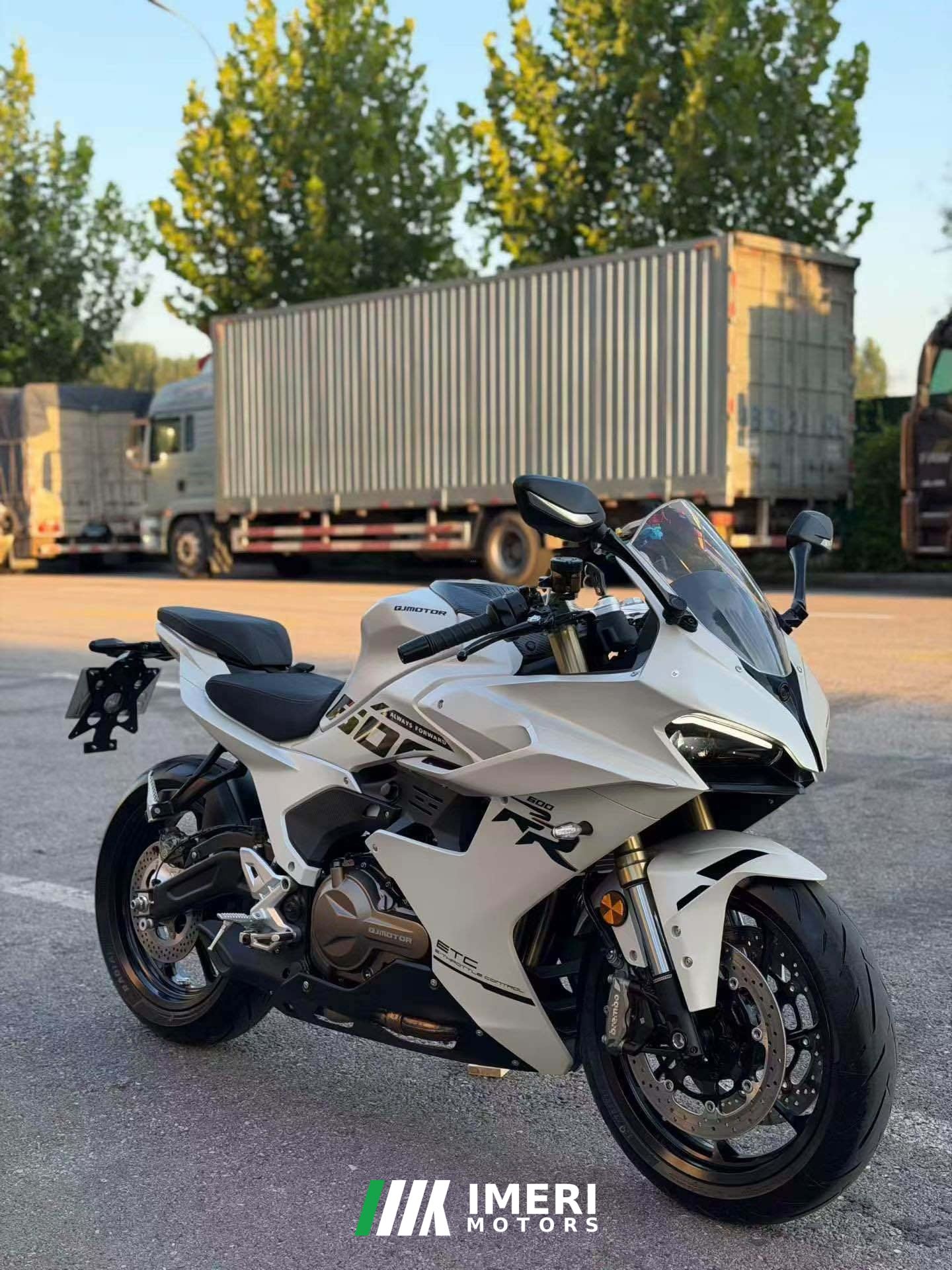 2026 QJMOTOR Roewe i5 550 / Sai 550 *(Context-dependent, usually referring to the motorcycle "Sai 550" or Roewe car v