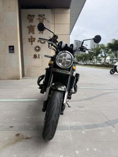 Kawasaki Z900RS 950 cc - фото 4