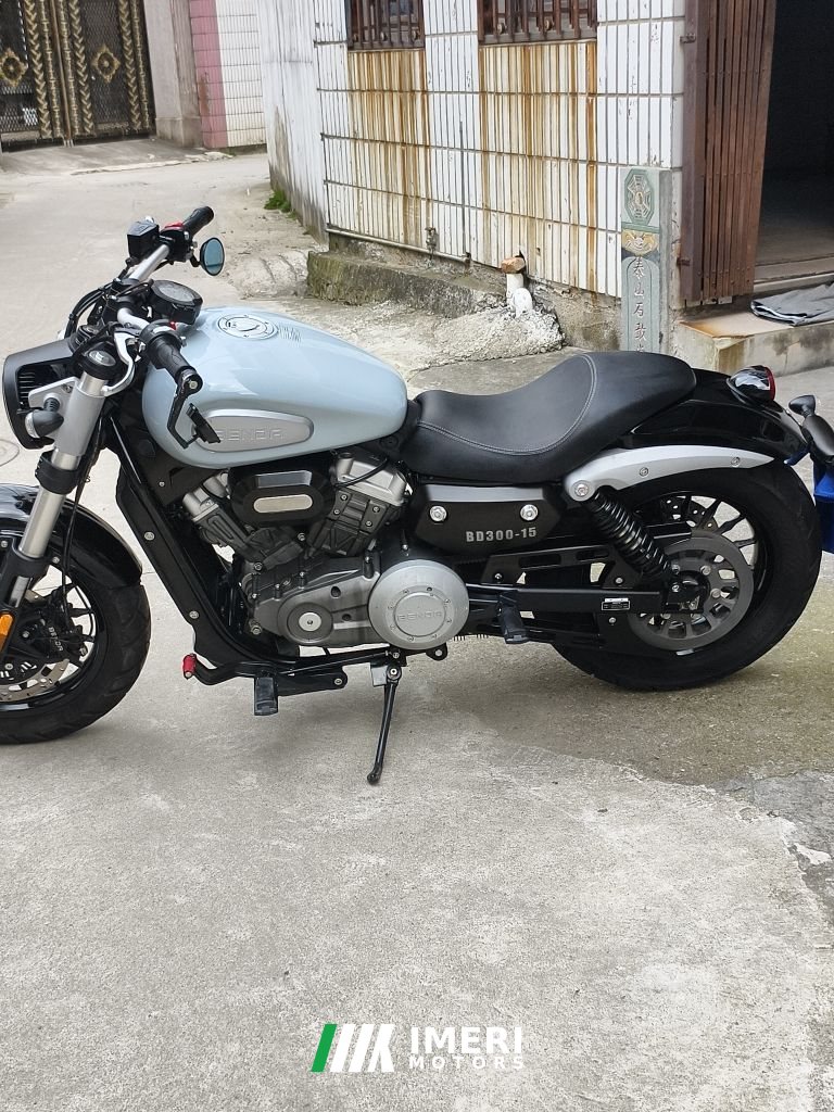 Benda Challenger 300 - motorcycle from China