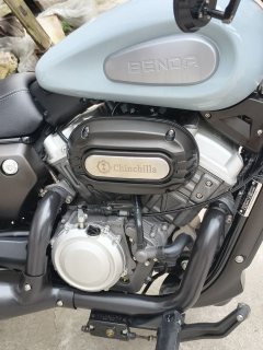 Benda Challenger 300 - photo 3