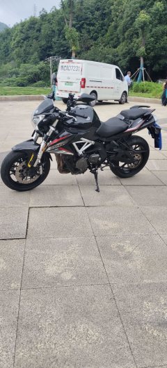 Benelli TNT600i - фото 11