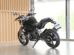 BMW G 310 R - ფოტო 6