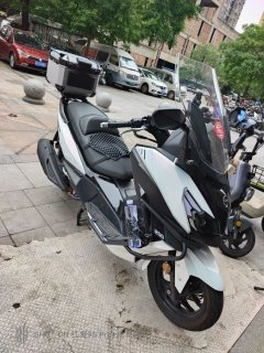 SYM Cruisym 250 - photo 2