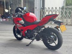 Kawasaki Ninja 400 - photo 4
