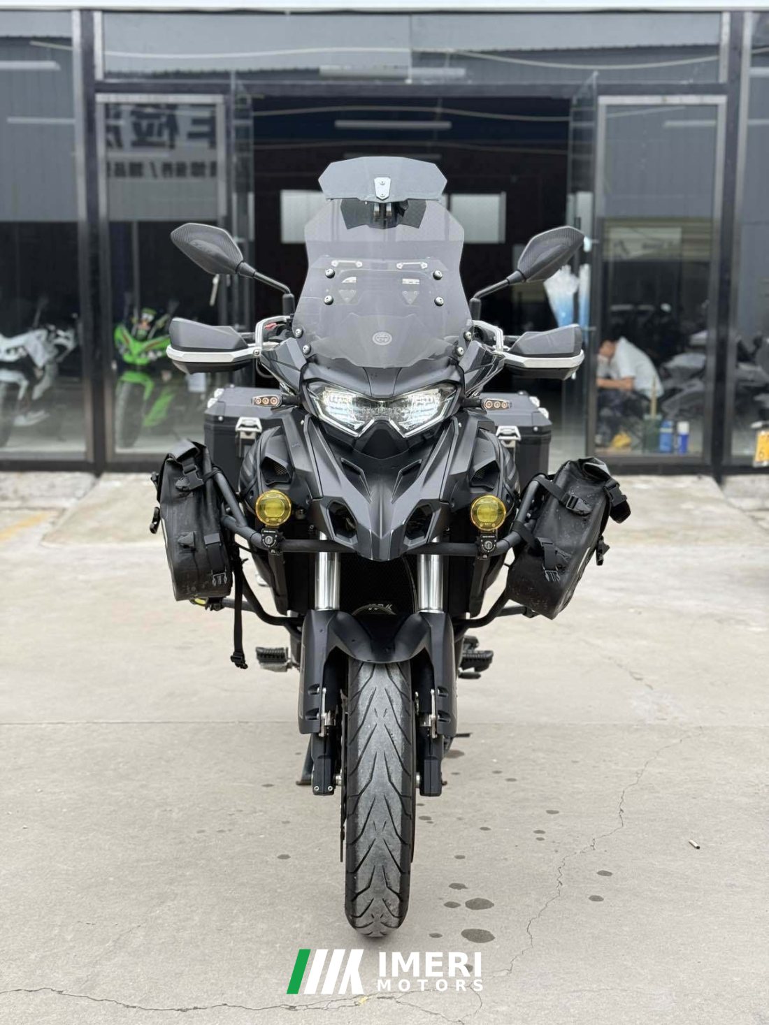 Benelli TRK552 550 cc - მოტოციკლი ჩინეთიდან
