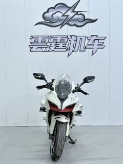 QJMOTOR Roewe i5 550 / Sai 550 *(Context-dependent, usually referring to the motorcycle "Sai 550" or Roewe car v - photo 2