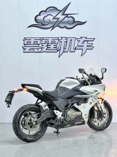 QJMOTOR Roewe i5 550 / Sai 550 *(Context-dependent, usually referring to the motorcycle "Sai 550" or Roewe car v - photo 4