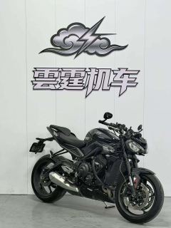 Triumph Street Triple 765 - фото 1