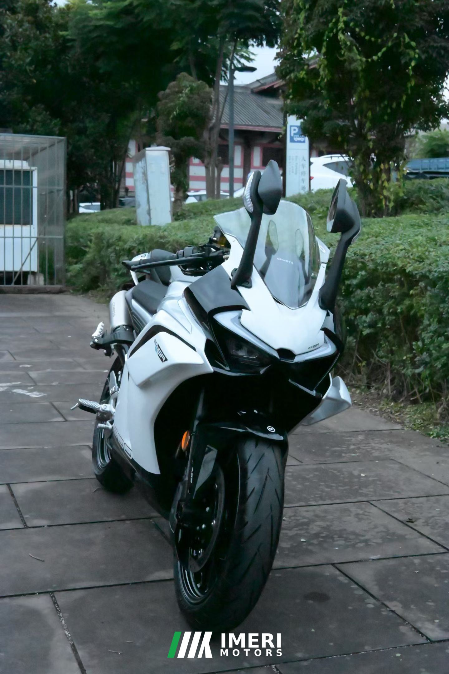 2026 CFMOTO 500SR
