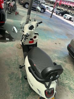 Sundiro Honda NS125LA - ფოტო 4