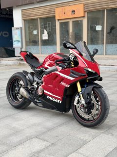Ducati Panigale V4 1100 cc - ფოტო 6
