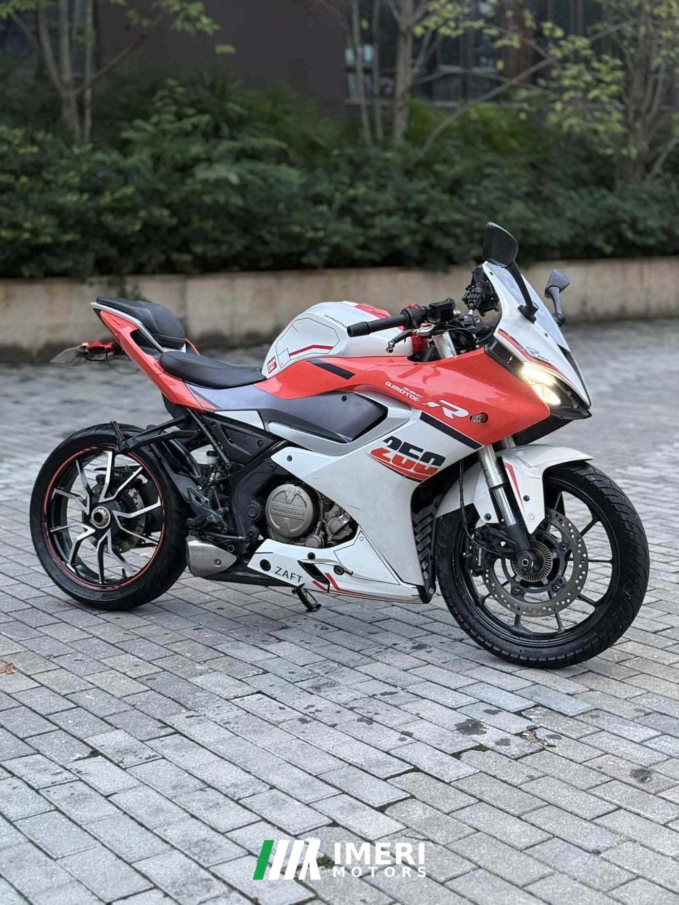 2021 QJMOTOR SRK 250