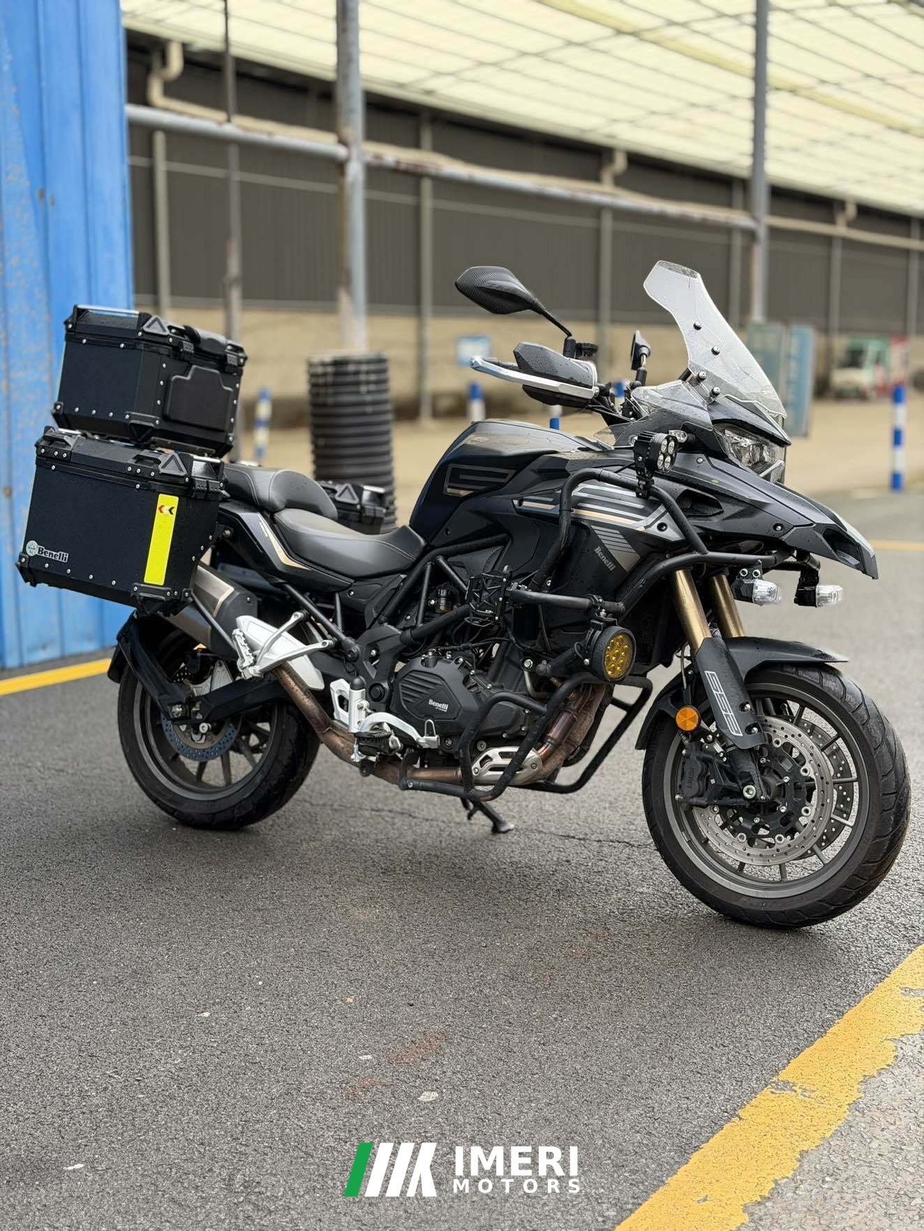 2025 Benelli TRK552 550 cc
