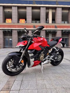 Ducati Street Fighter V4 1100 cc - ფოტო 5