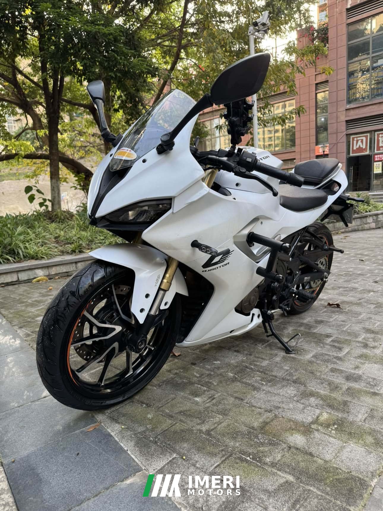 2022 QJMOTOR SRK 250