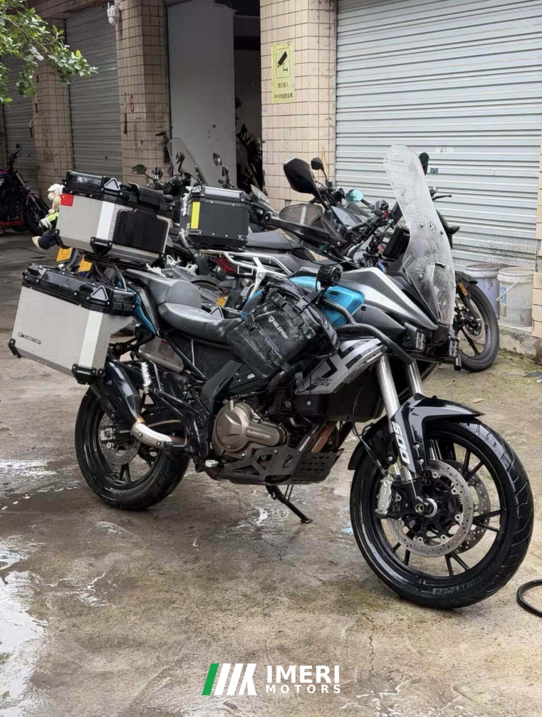 QJMOTOR Snapdragon 600 560 cc - მოტოციკლი ჩინეთიდან