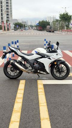 Haojue Suzuki GSX250R - photo 8