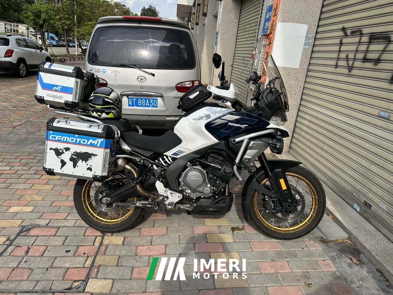 2025 CFMOTO 700MT