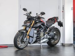Ducati Street Fighter V4 1100 cc - ფოტო 10