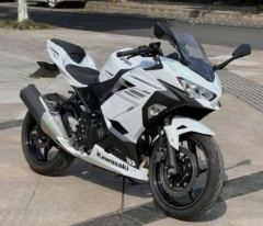 Kawasaki Ninja 400 - фото 1