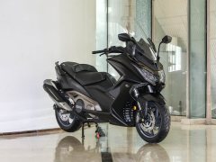 KYMCO AK550 - photo 3