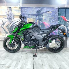 Kawasaki Z1000 - ფოტო 2