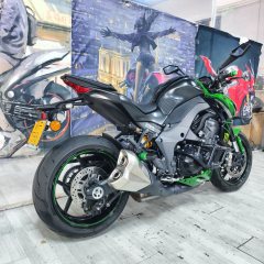 Kawasaki Z1000 - ფოტო 7