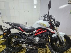 Benelli TNT 300 / BN 302S - ფოტო 2
