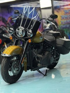 Harley-Davidson Heritage Classic 1923 cc - ფოტო 2