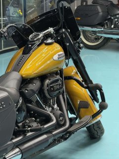 Harley-Davidson Heritage Classic 1923 cc - ფოტო 7