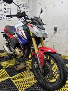 Wuyang Honda CB190R Blazing Eye - фото 1