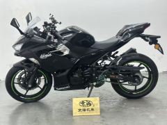 Kawasaki Ninja 400 - ფოტო 3