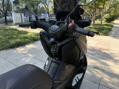 Yamaha XMAX 300 cc - ფოტო 9