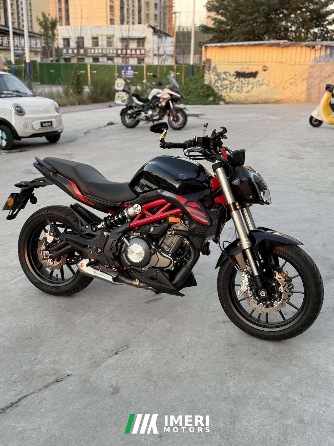 2019 Benelli TNT 300 / BN 302S