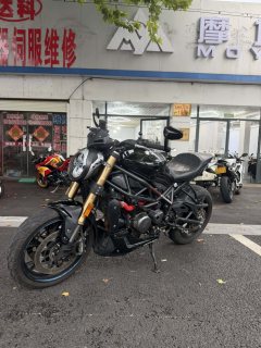 Benelli 752S 750 cc - ფოტო 1
