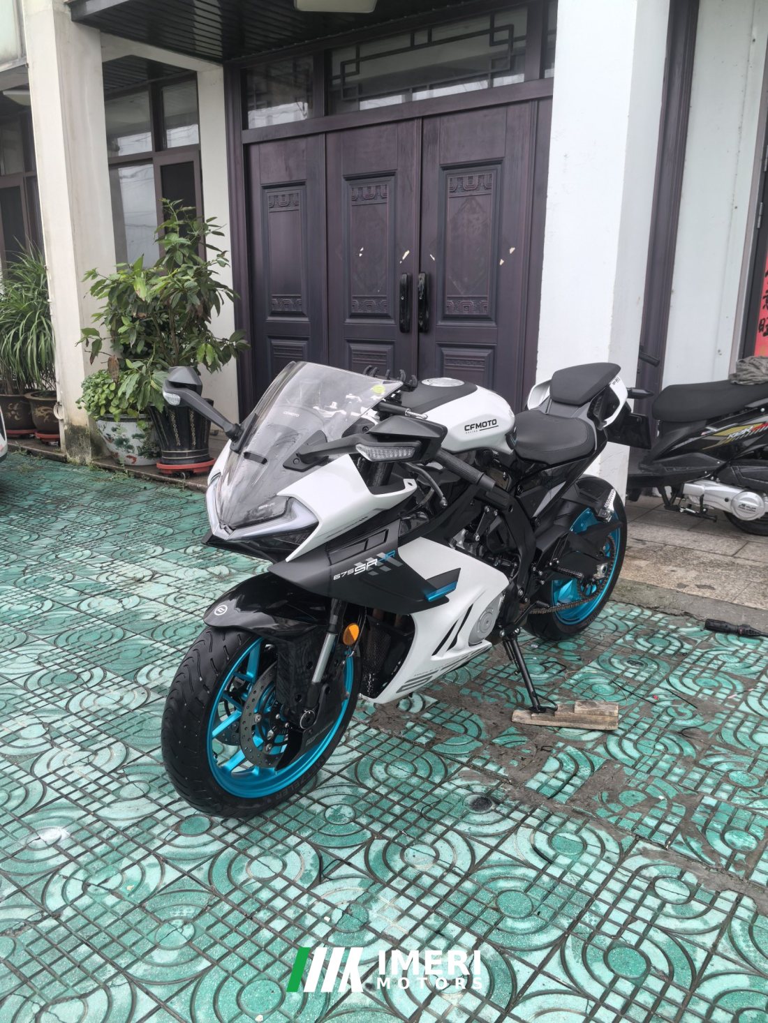 CFMOTO 675SR-R - მოტოციკლი ჩინეთიდან