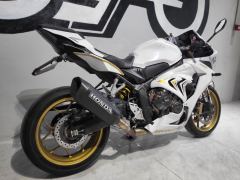 Honda CBR650R - photo 4