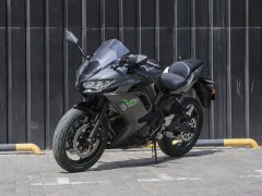 Kawasaki Ninja 650 - ფოტო 1