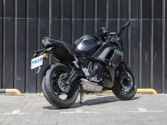 Kawasaki Ninja 650 - ფოტო 8