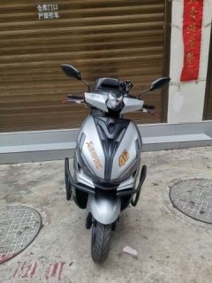 QJMOTOR Hong 125 - ფოტო 1