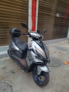 QJMOTOR Hong 125 - ფოტო 2