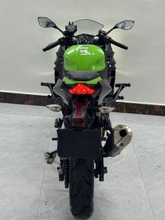 Kawasaki Ninja 400 - фото 8