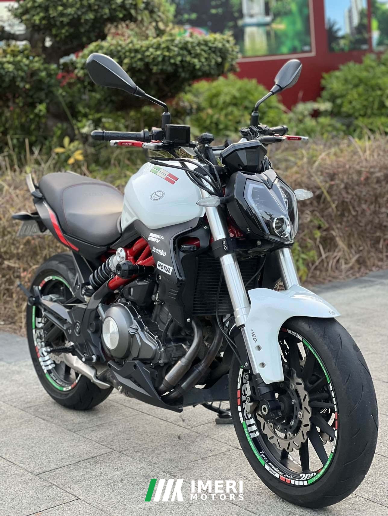 2019 Benelli TNT 300 / BN 302S