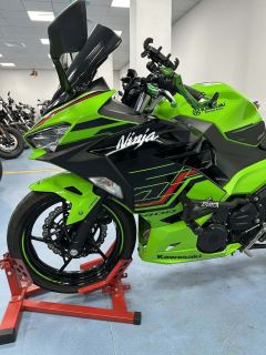 Kawasaki Ninja 400 - ფოტო 4