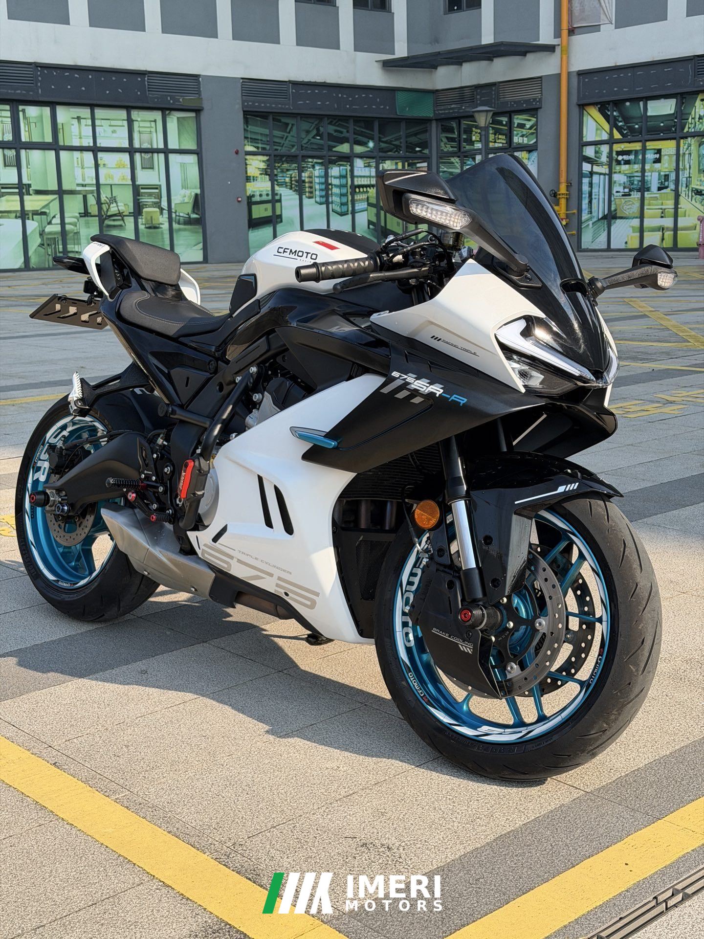 2024 CFMOTO 675SR-R