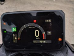 Honda CB400F - ფოტო 9