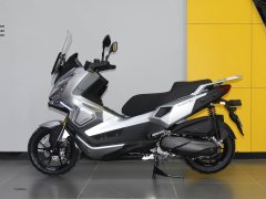 KYMCO X350 - ფოტო 4