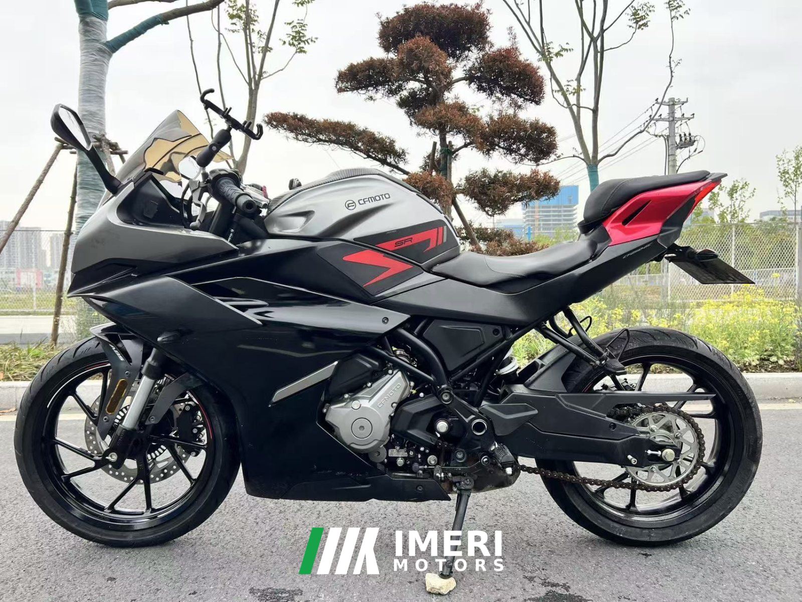 2023 CFMOTO 250SR