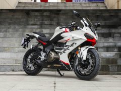 QJMOTOR 550 - ფოტო 3